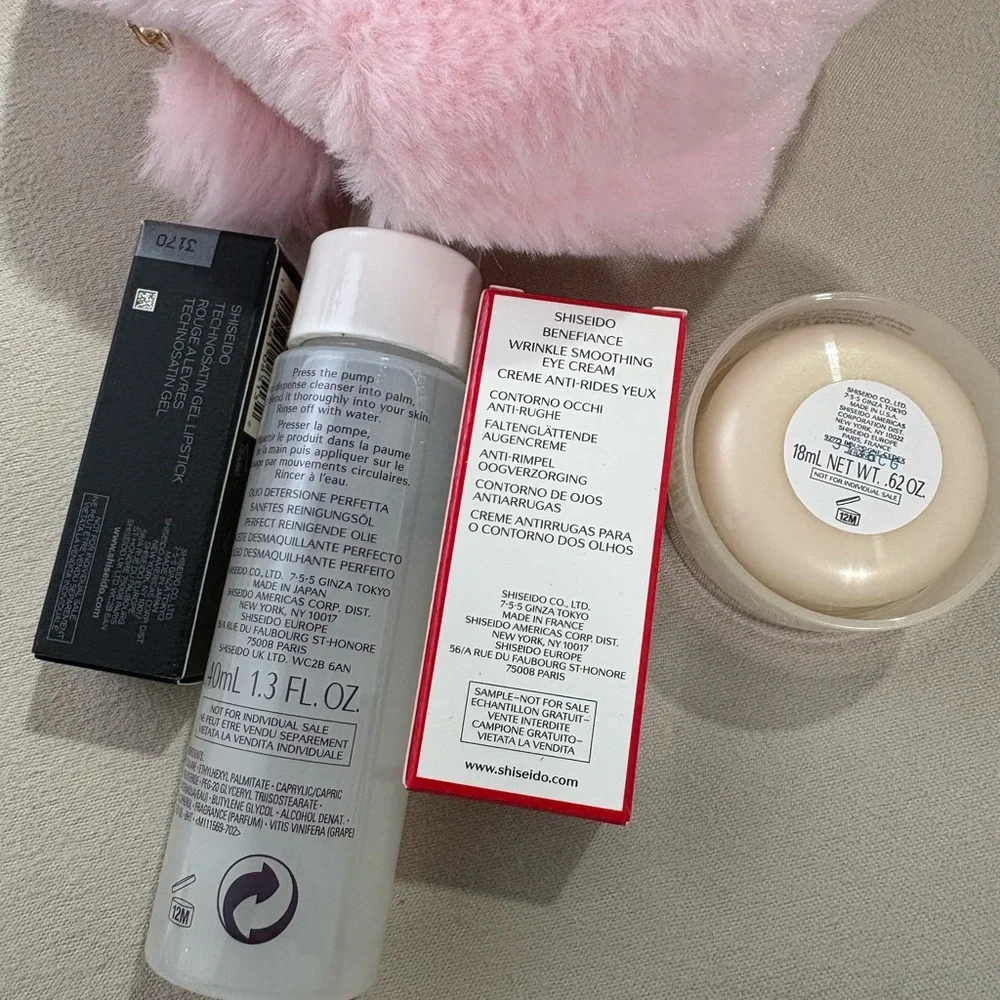 Shiseido Skincare set - Picture 7 of 10